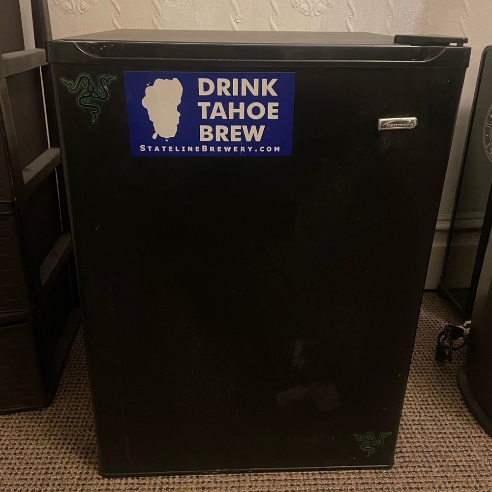 Mini fridge
